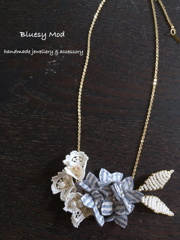 Bouquet necklace (BBT10)