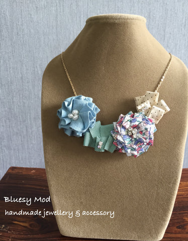 Ribbon & Pleated Blossom necklace (BRB - Ribbon & Blossom 5)