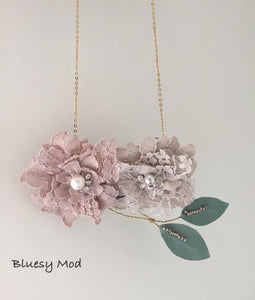Lace Peony necklace (BLF2)